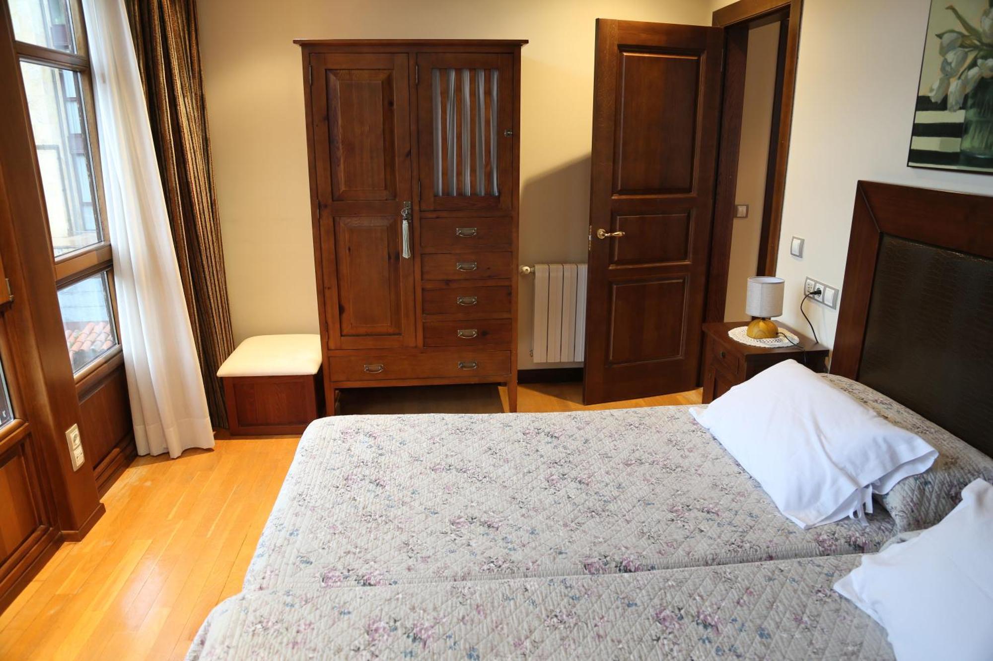 Apartamentos La Pontiga *** อินเฟียสโต ห้อง รูปภาพ