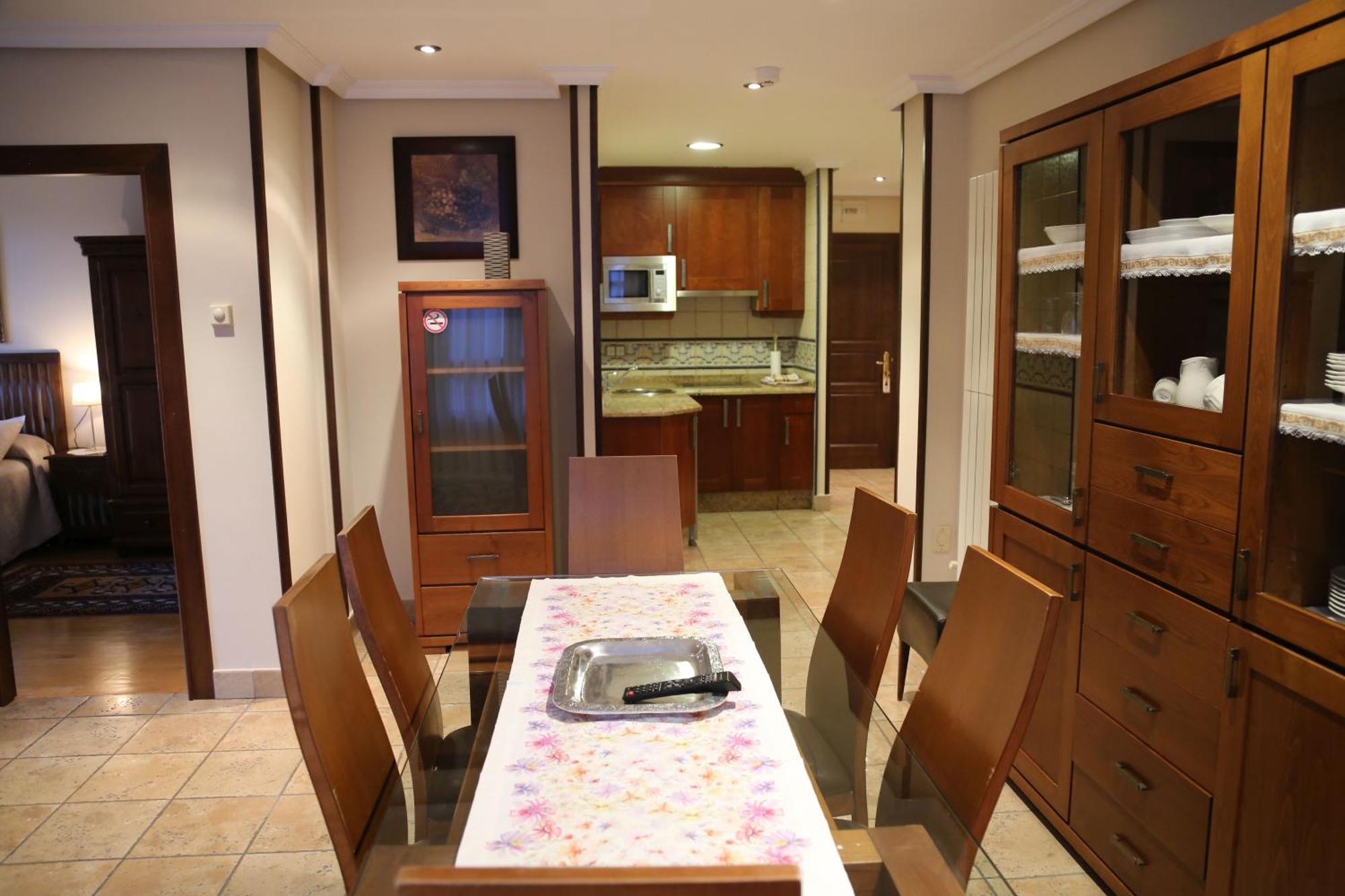 Apartamentos La Pontiga *** อินเฟียสโต ห้อง รูปภาพ