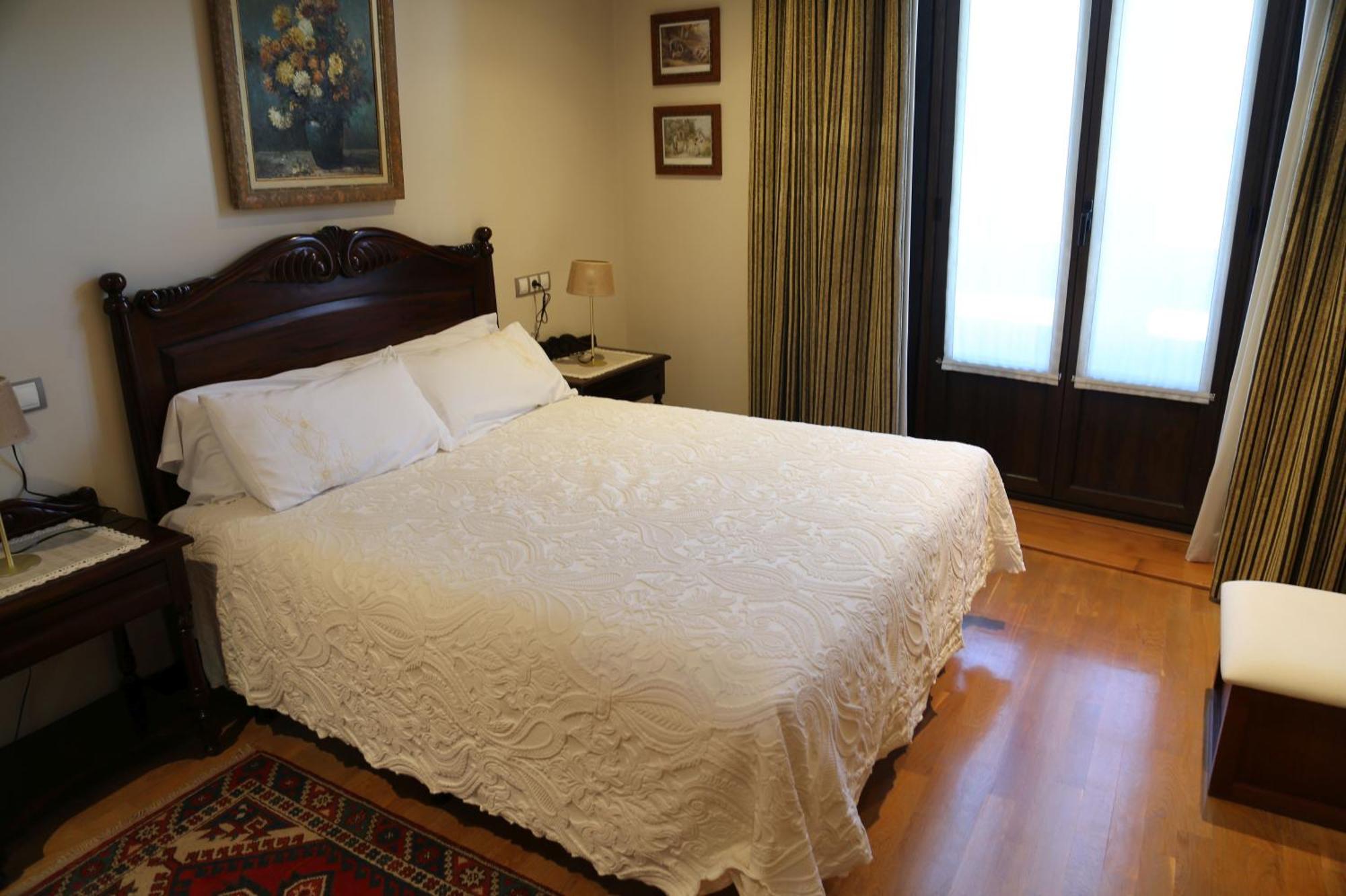 Apartamentos La Pontiga *** อินเฟียสโต ห้อง รูปภาพ