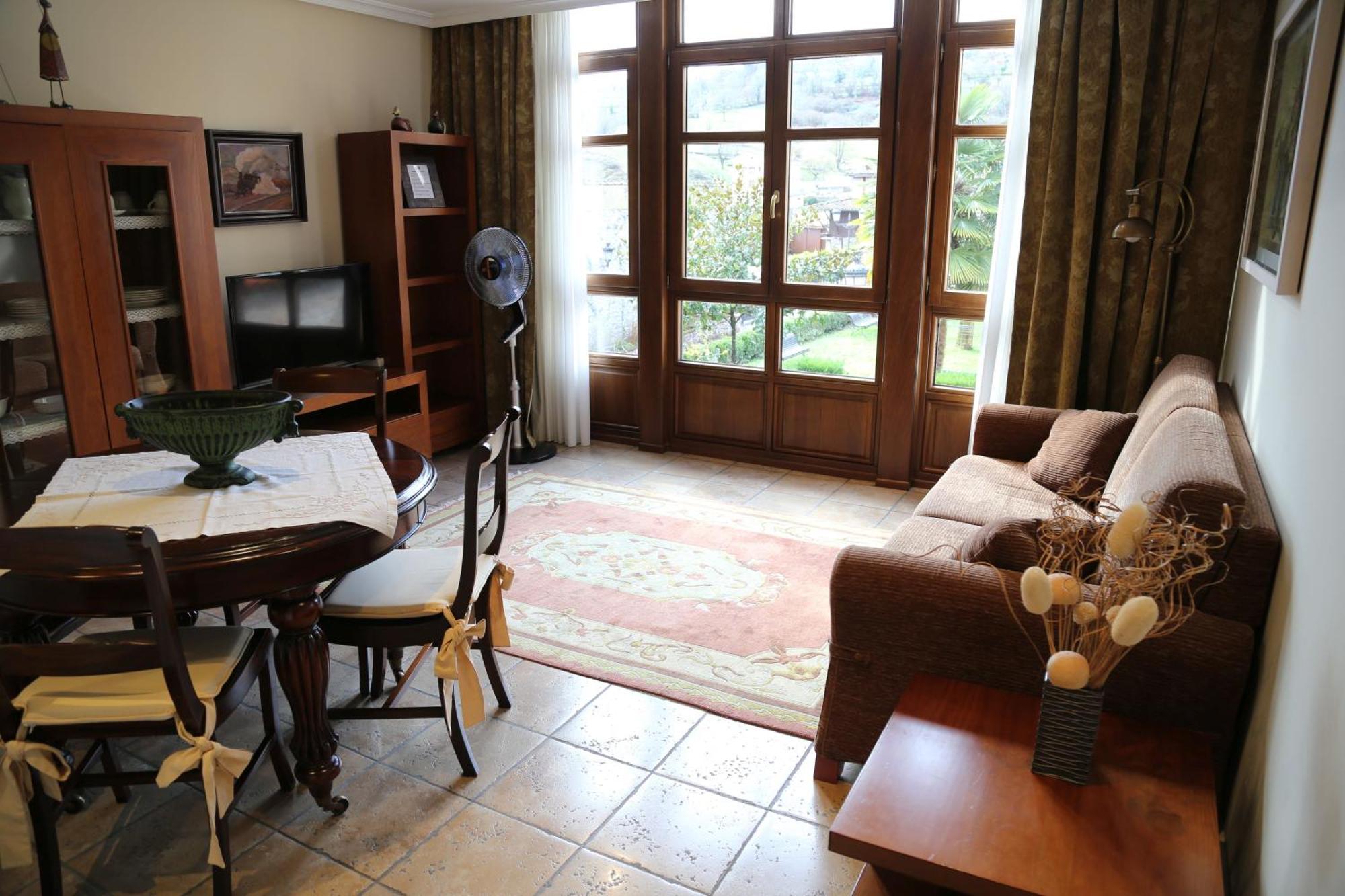 Apartamentos La Pontiga *** อินเฟียสโต ภายนอก รูปภาพ